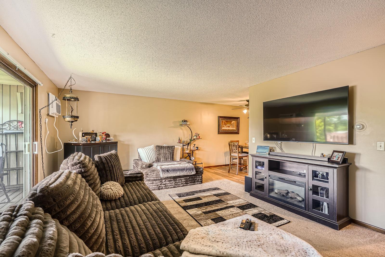 255 Westview Drive 305