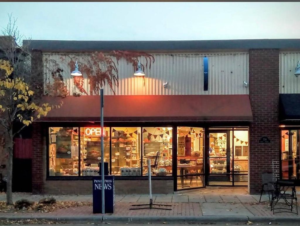 Photo of 534 Selby Avenue, Saint Paul, MN 55102 (MLS # 7006272)