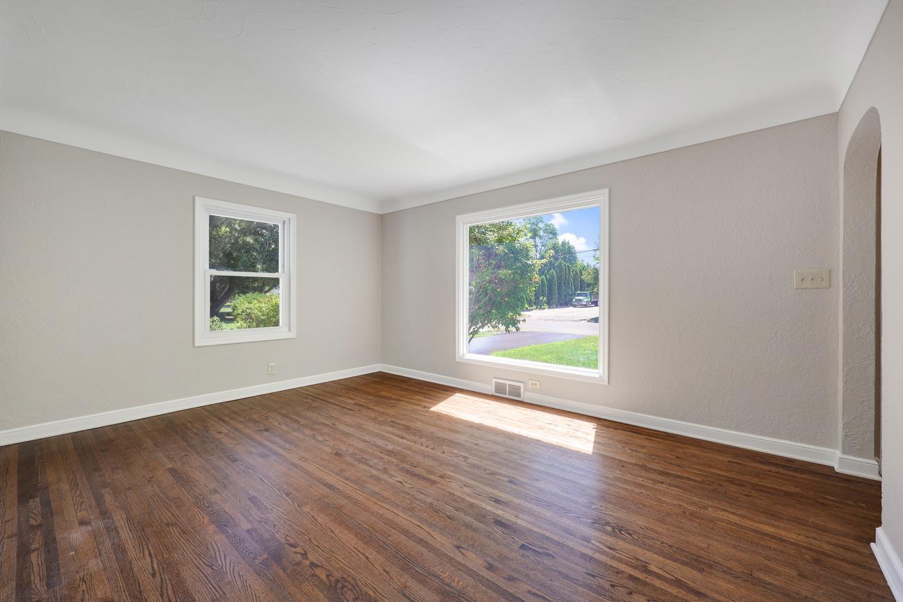 1051 Burke Avenue W