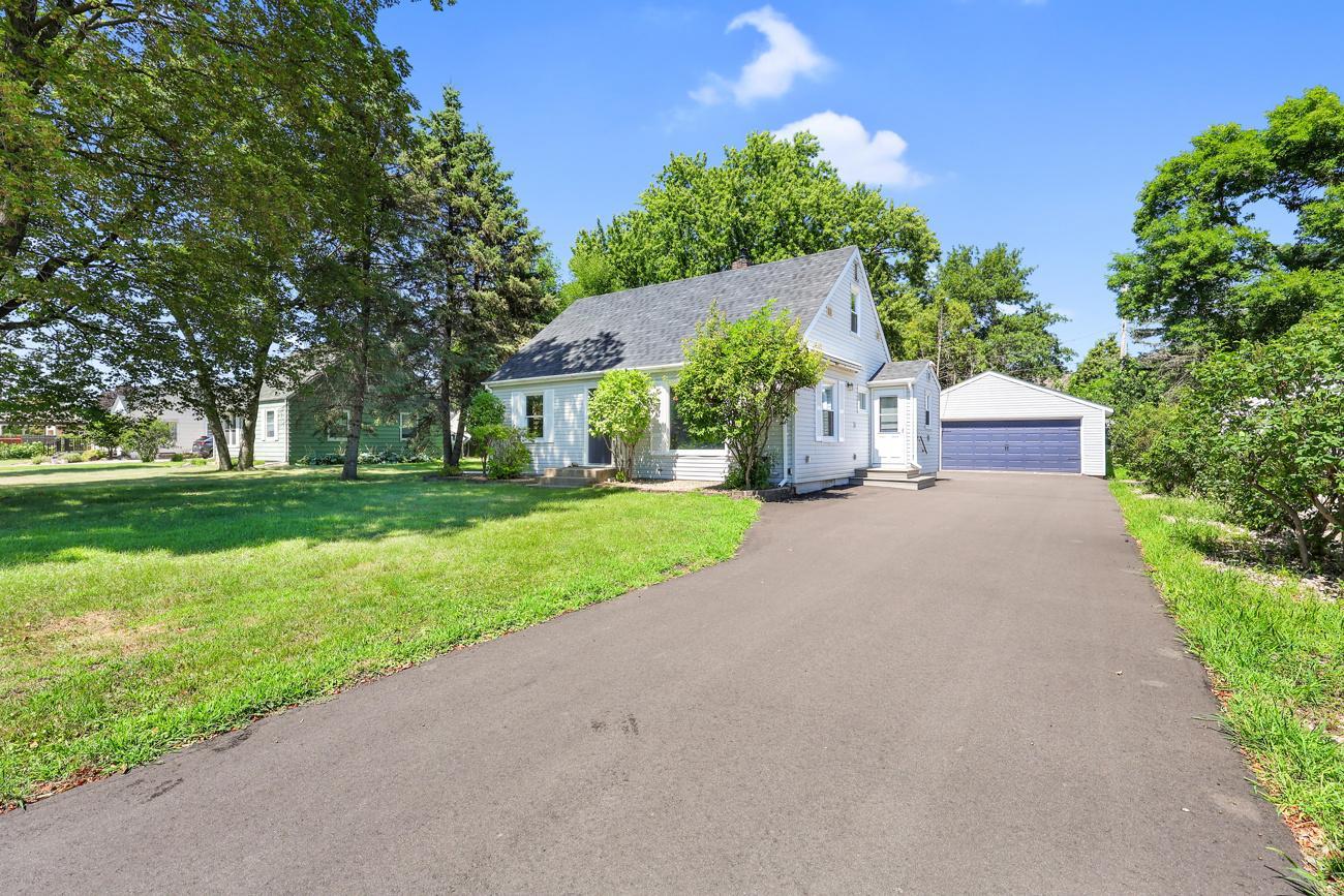 1051 Burke Avenue W