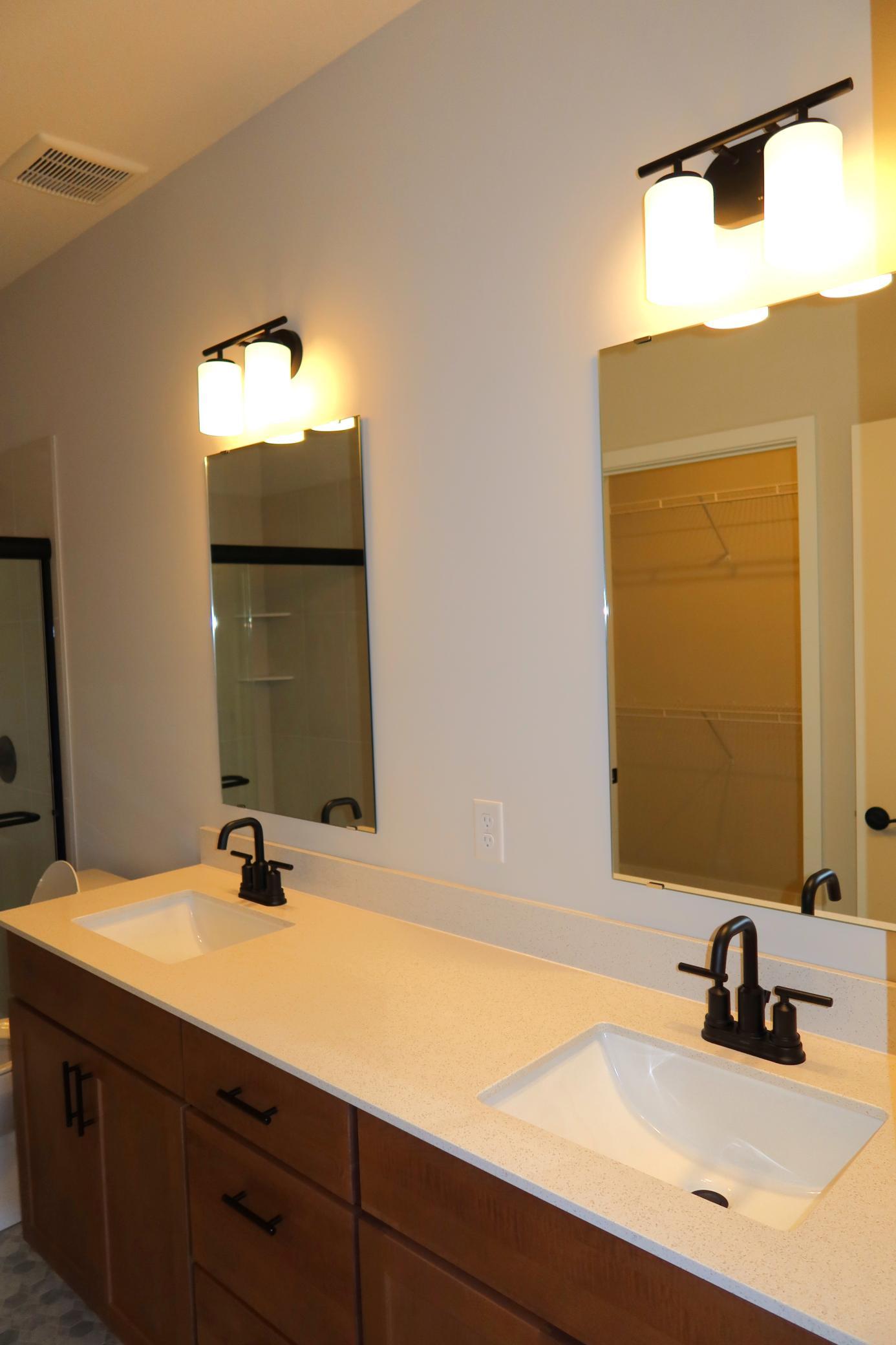 13789 Hollybrook Circle
