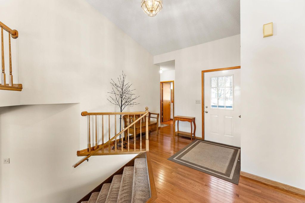 Photo of 3584 Tara Lane, Woodbury, MN 55125 (MLS # 6757558)