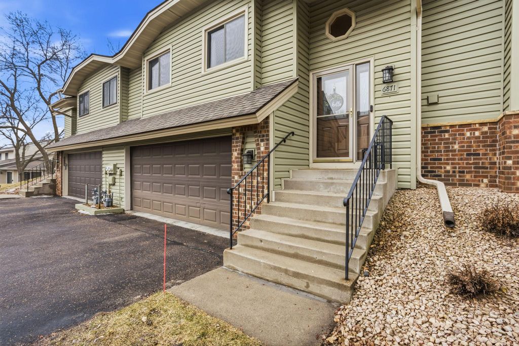 Photo of 6871 Sherwood Road, Woodbury, MN 55125 (MLS # 7028632)