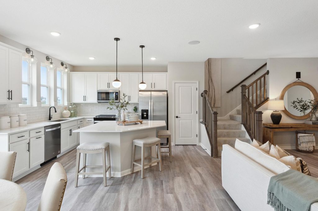 Photo of 14947 Avondale View, Rosemount, MN 55068 (MLS # 7067458)