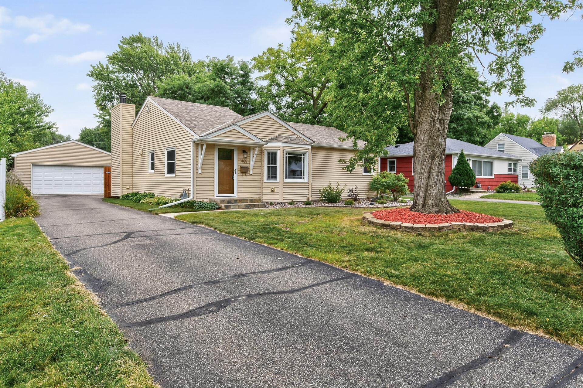 1409 Nevada Avenue S