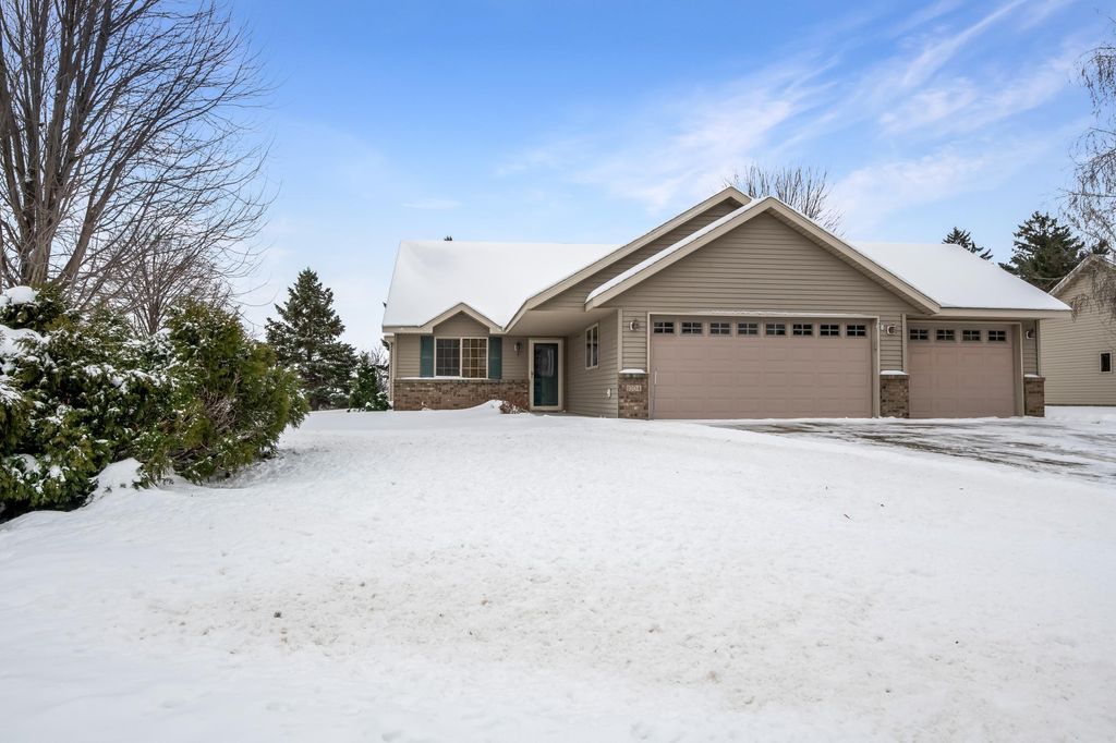 Photo of 1004 Marcella Court, Sauk Rapids, MN 56379 (MLS # 6825445)