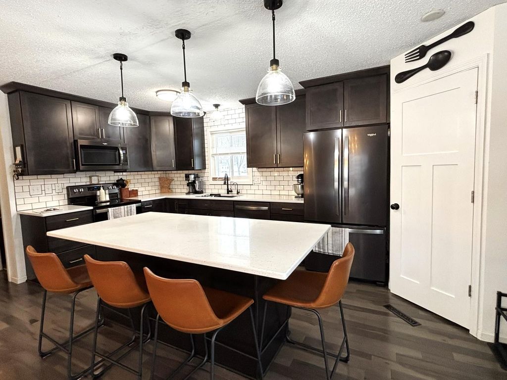 Photo of 836 Evans Road, Montevideo, MN 56265 (MLS # 7003631)