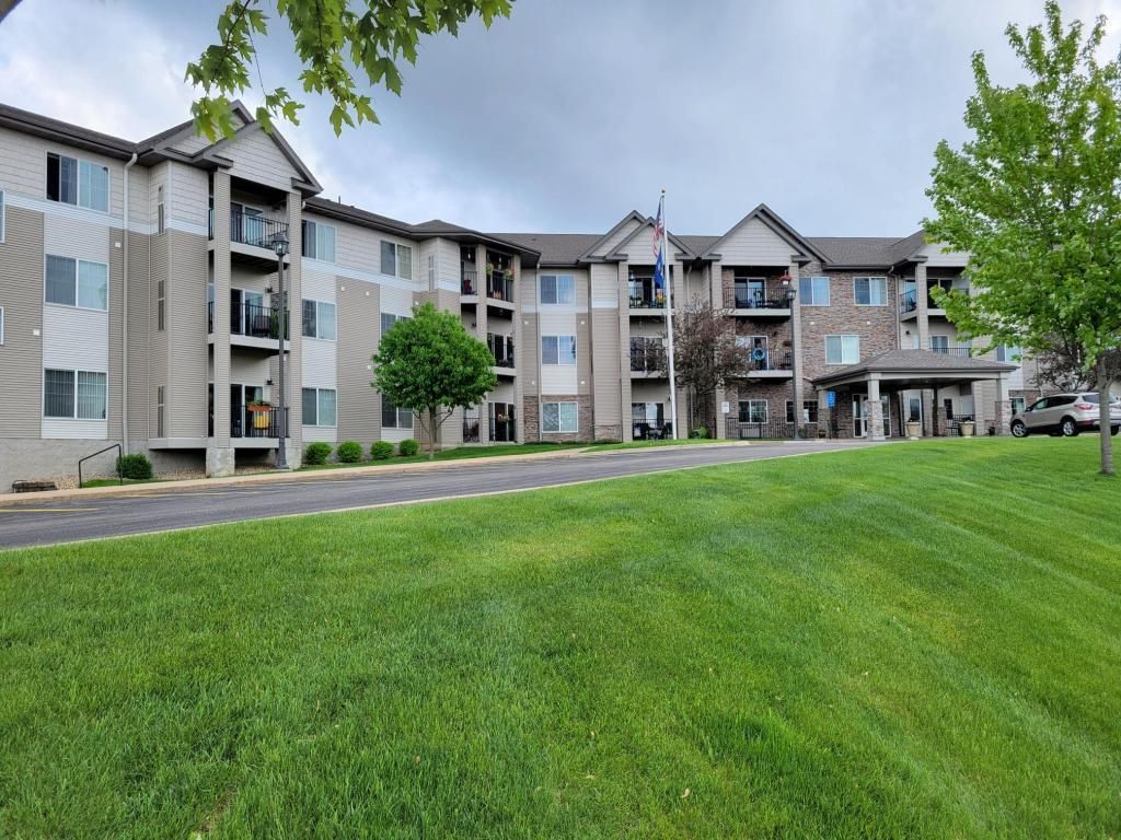 Photo of 2301 10th Street NW #112, Austin, MN 55912 (MLS # 7031963)