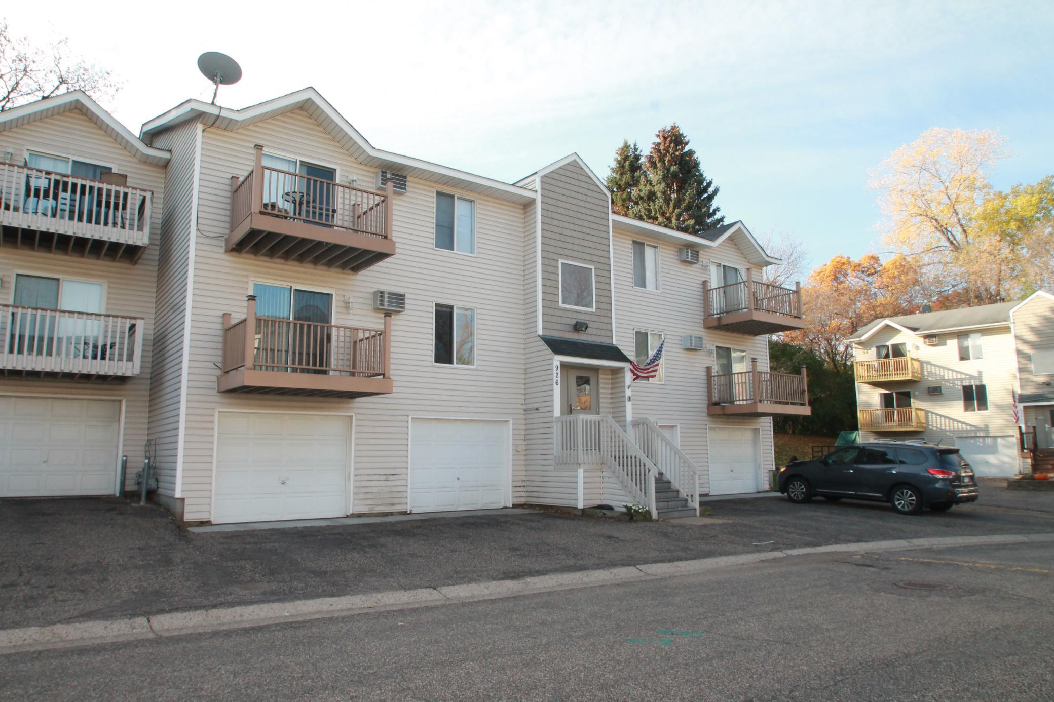 Photo 1 of 18 — 926 Wescott Trail 201, Eagan, MN 55123