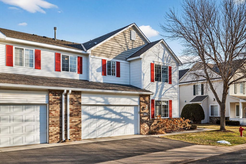 Photo of 10881 Oak Grove Circle #C, Woodbury, MN 55129 (MLS # 7026711)