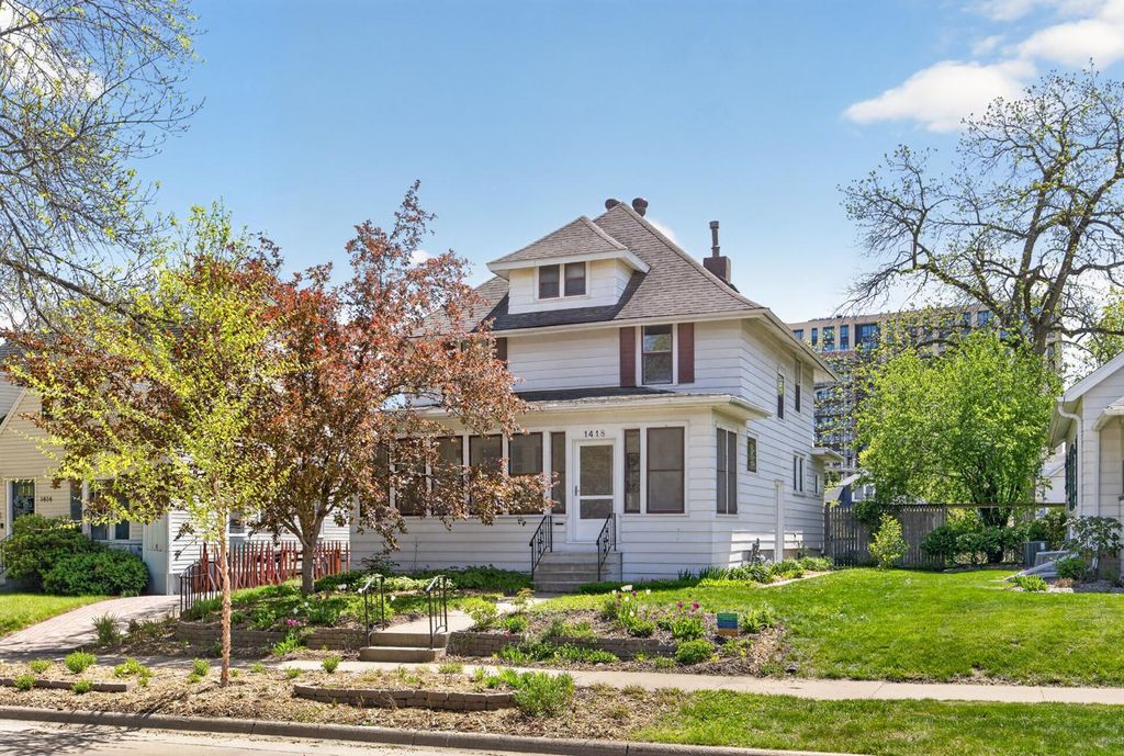 Photo of 1418 Center Street W, Rochester, MN 55902 (MLS # 7070870)
