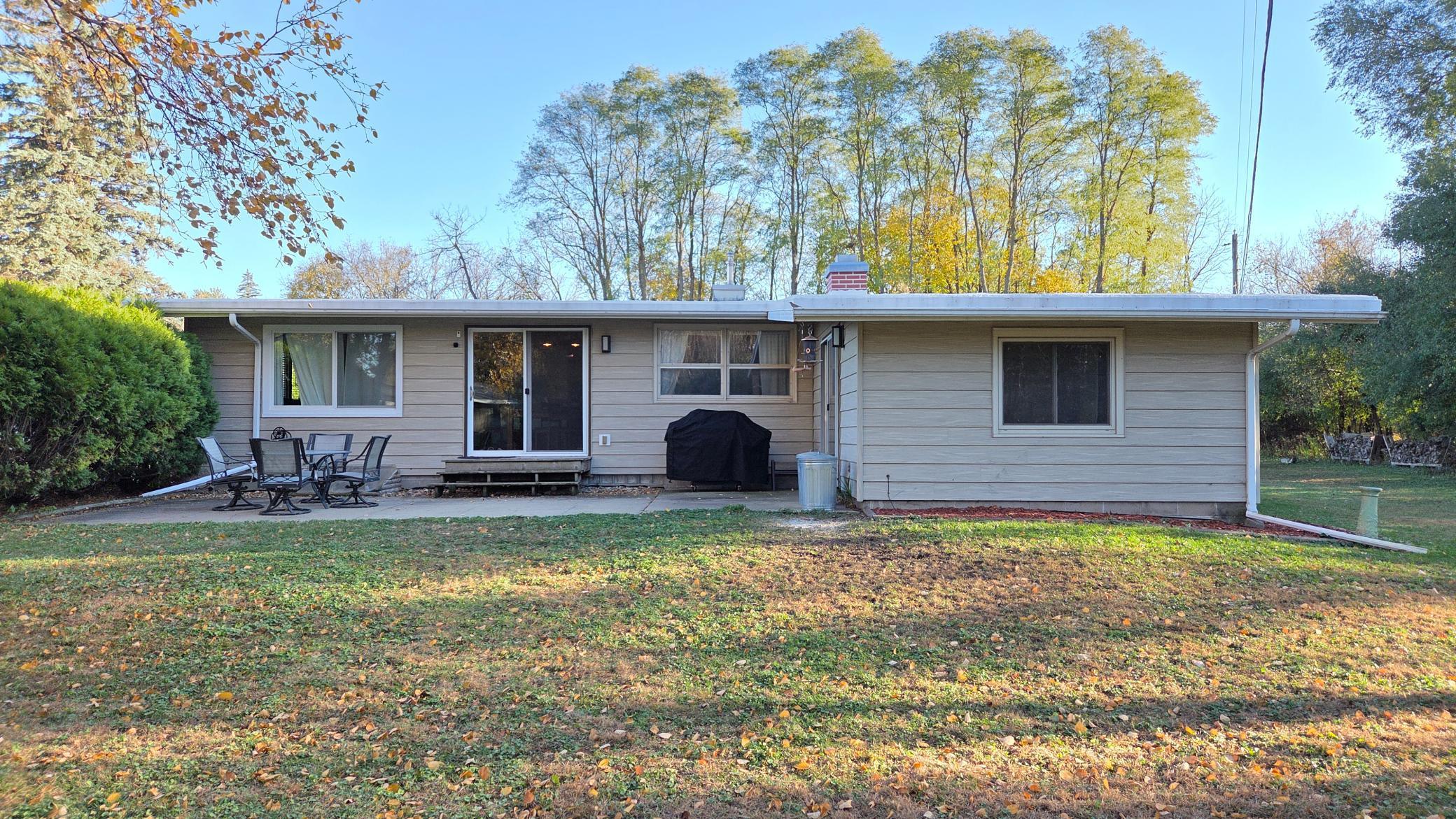 618 Toogood Court SW