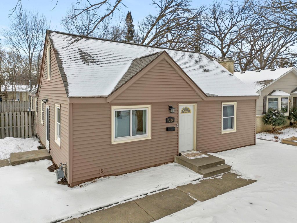 Photo of 7324 Dupont Avenue S, Richfield, MN 55423 (MLS # 6815055)
