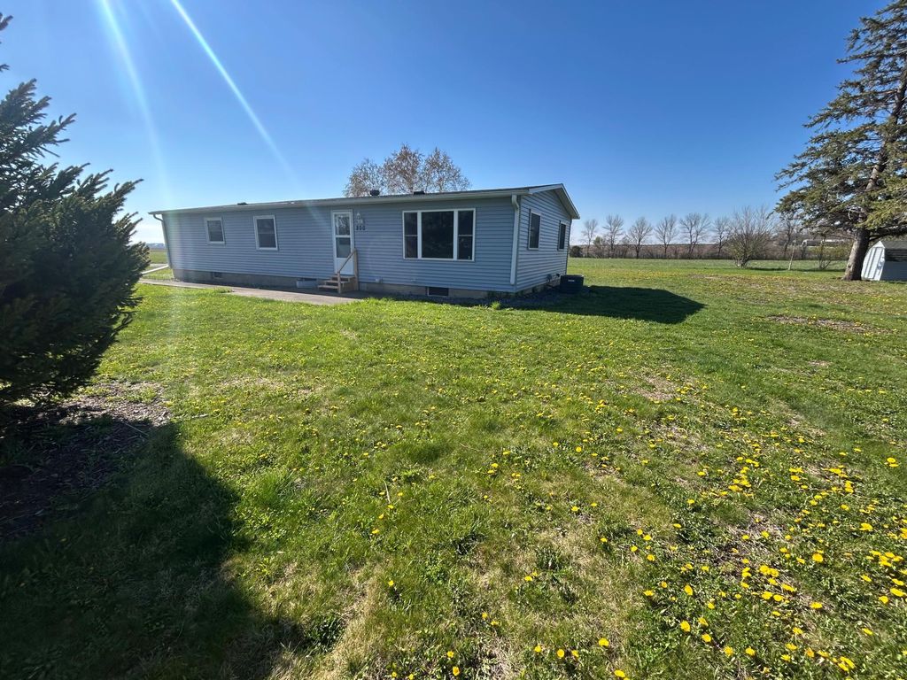 Photo of 200 Prairie Avenue, Darfur, MN 56022 (MLS # 7068223)
