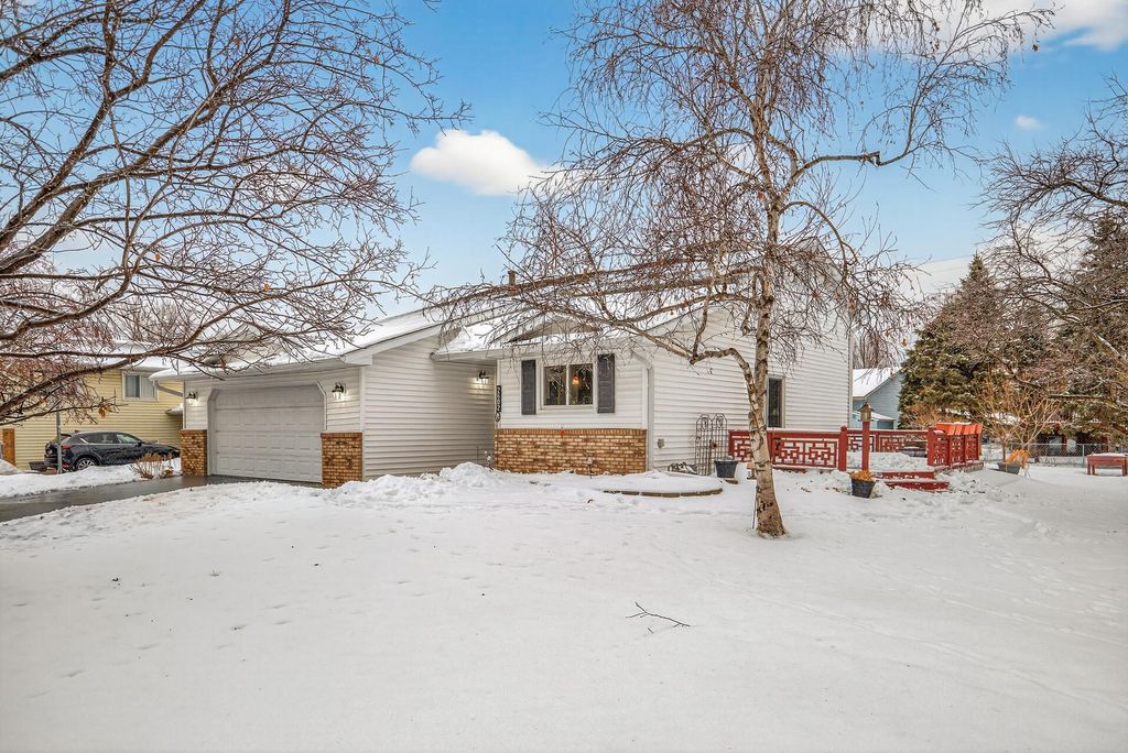 Photo of 2602 93rd Trail, Brooklyn Park, MN 55444 (MLS # 6810877)