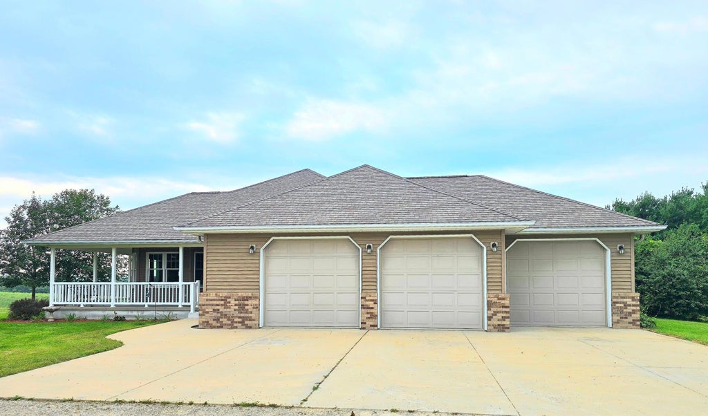 Photo of 19665 Killdeer Road, Preston, MN 55965 (MLS # 7121586)
