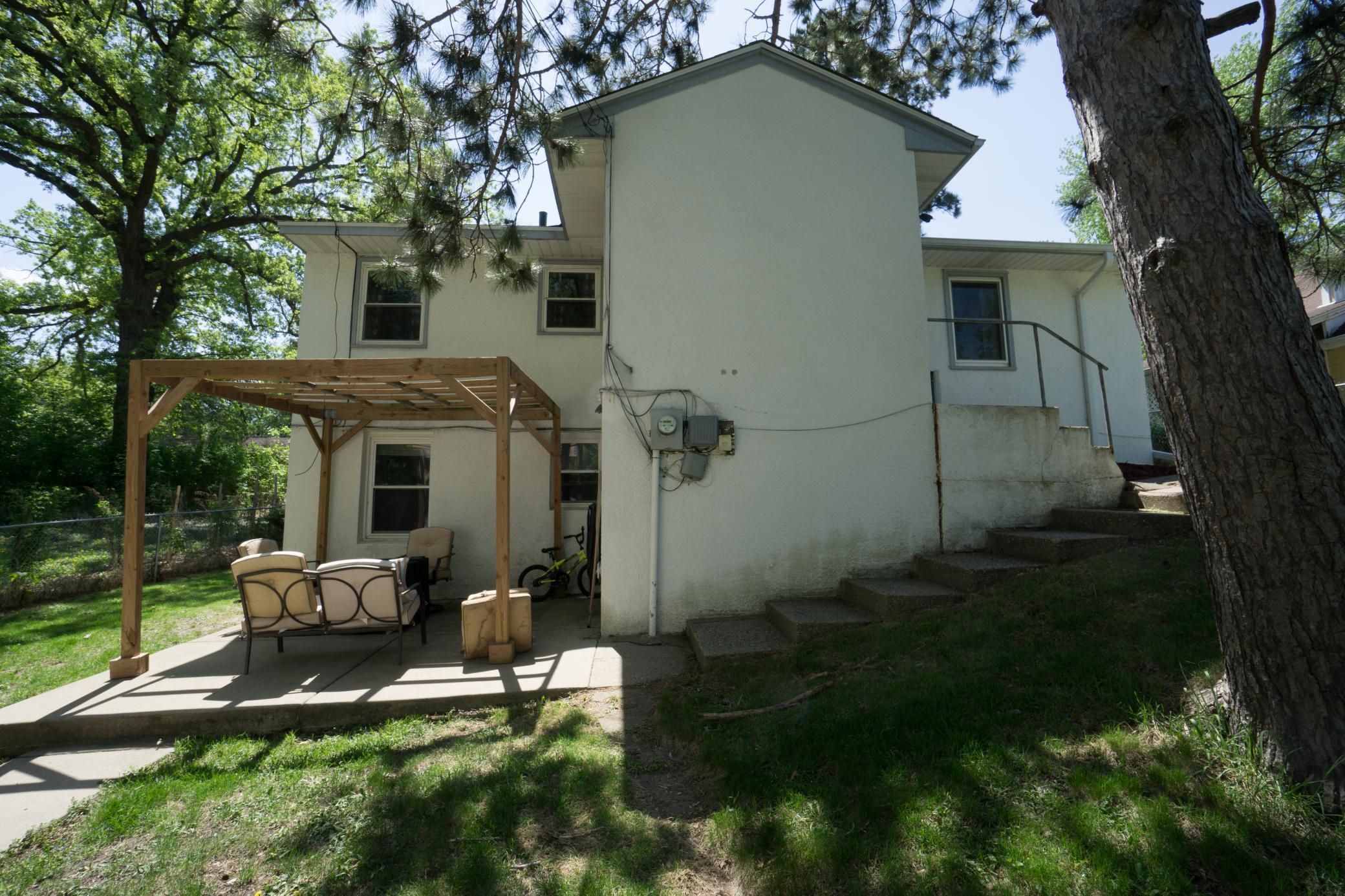 2417 South Avenue E