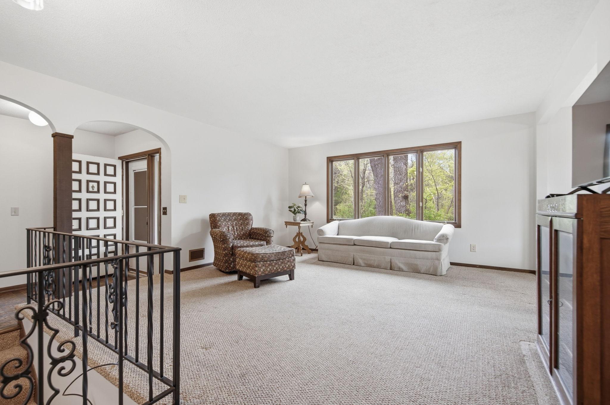 2508 Sherwood Road