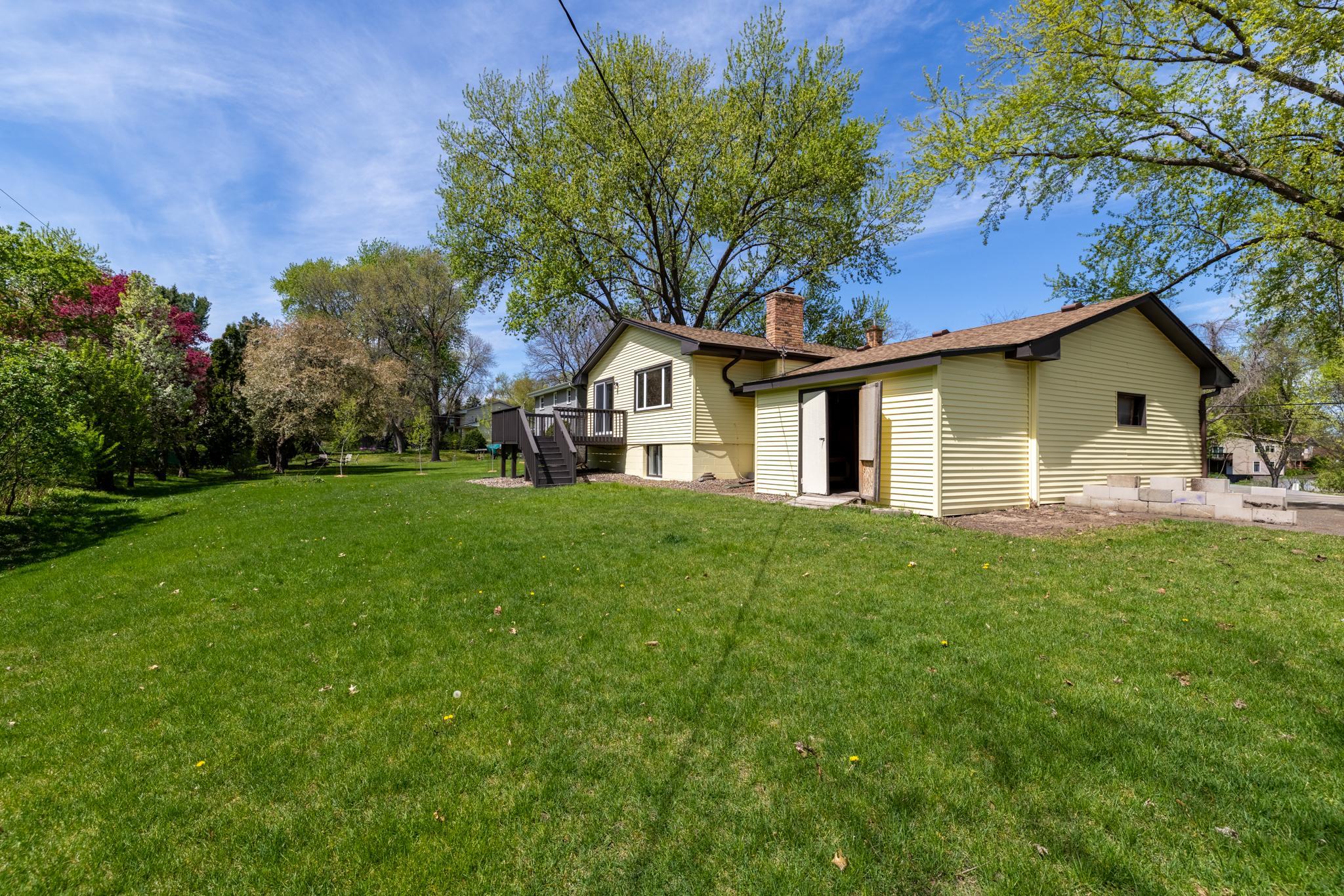 738 County Road B E