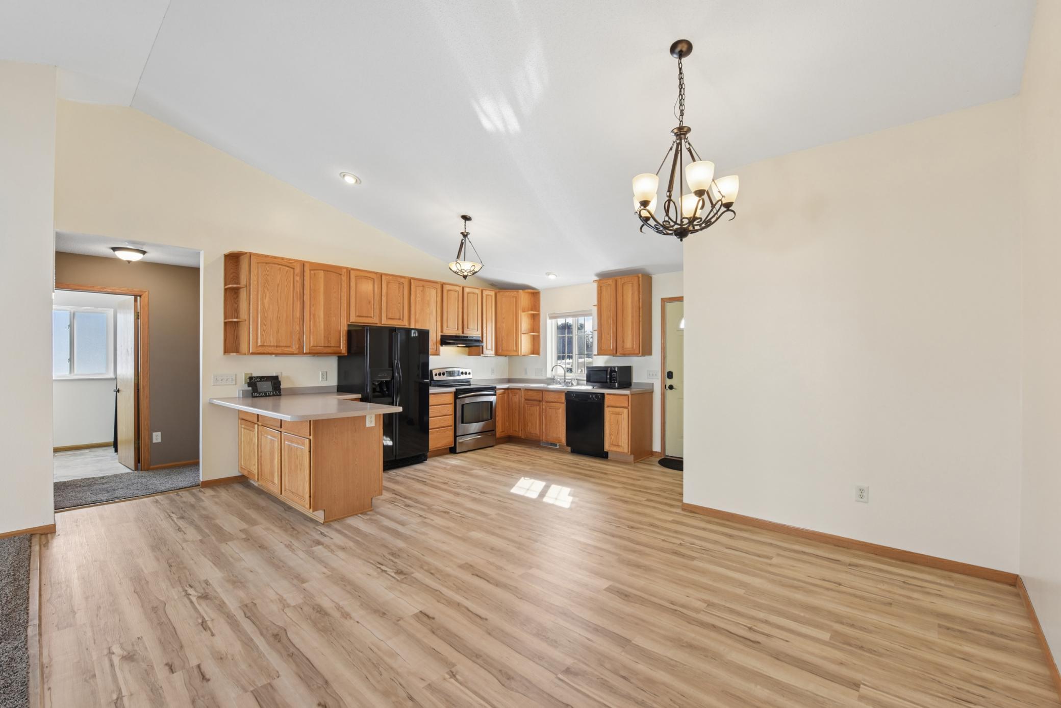 941 W Edge Place 14