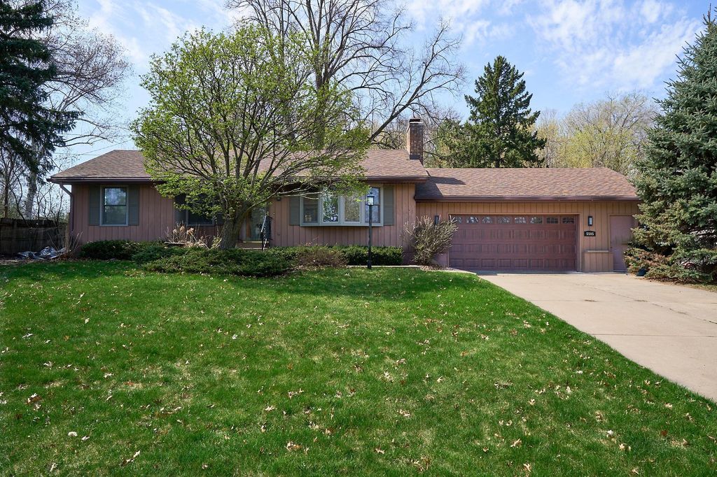 Photo of 5505 Cottage Avenue, White Bear Twp, MN 55110 (MLS # 7060627)