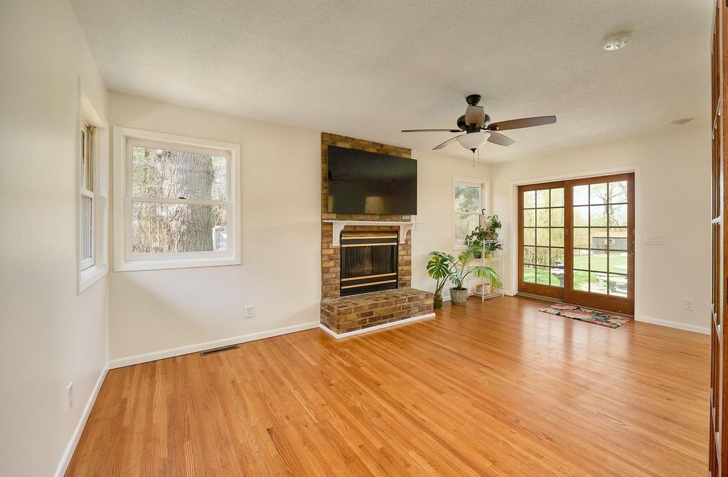 Photo of 5505 Cottage Avenue, White Bear Twp, MN 55110 (MLS # 7060627)