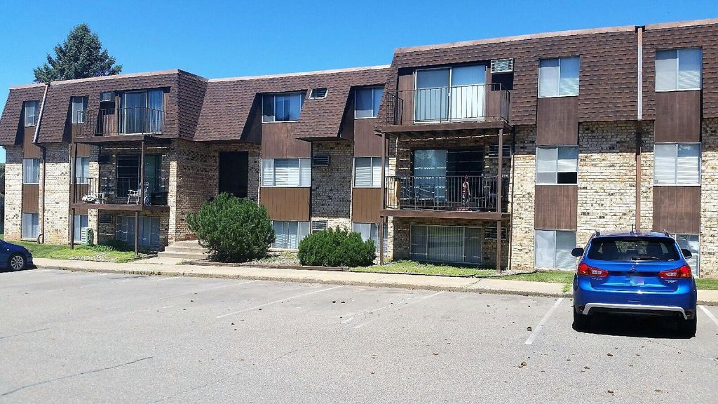 Photo of 415 S Wasson Lane #G5, River Falls, WI 54022 (MLS # 7069227)
