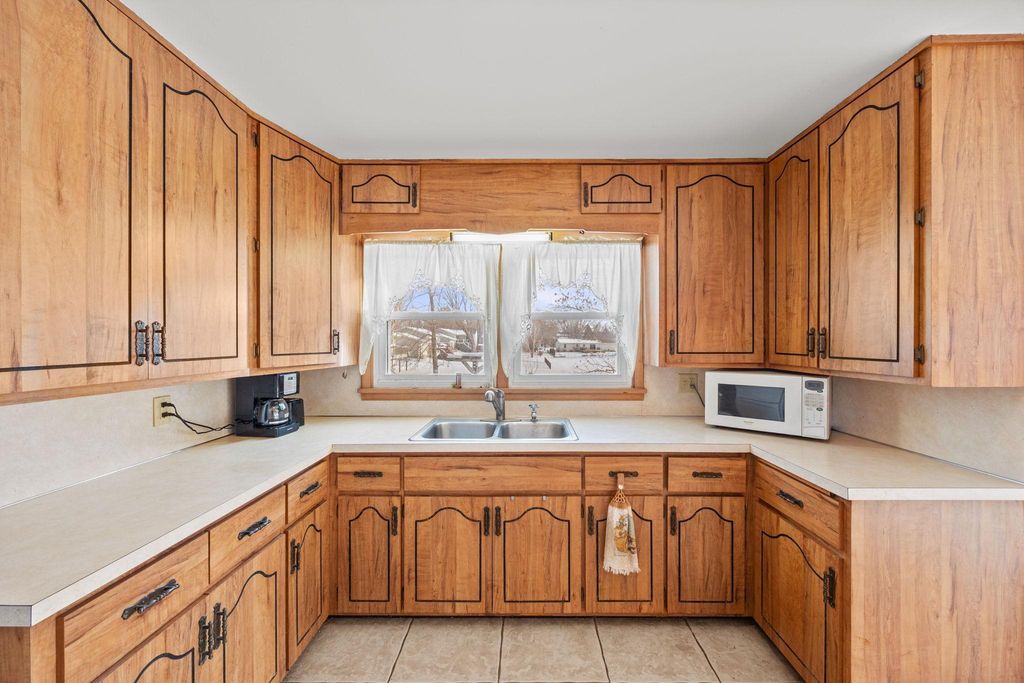 Photo of 737 Elm Avenue E, Delano, MN 55328 (MLS # 7007424)