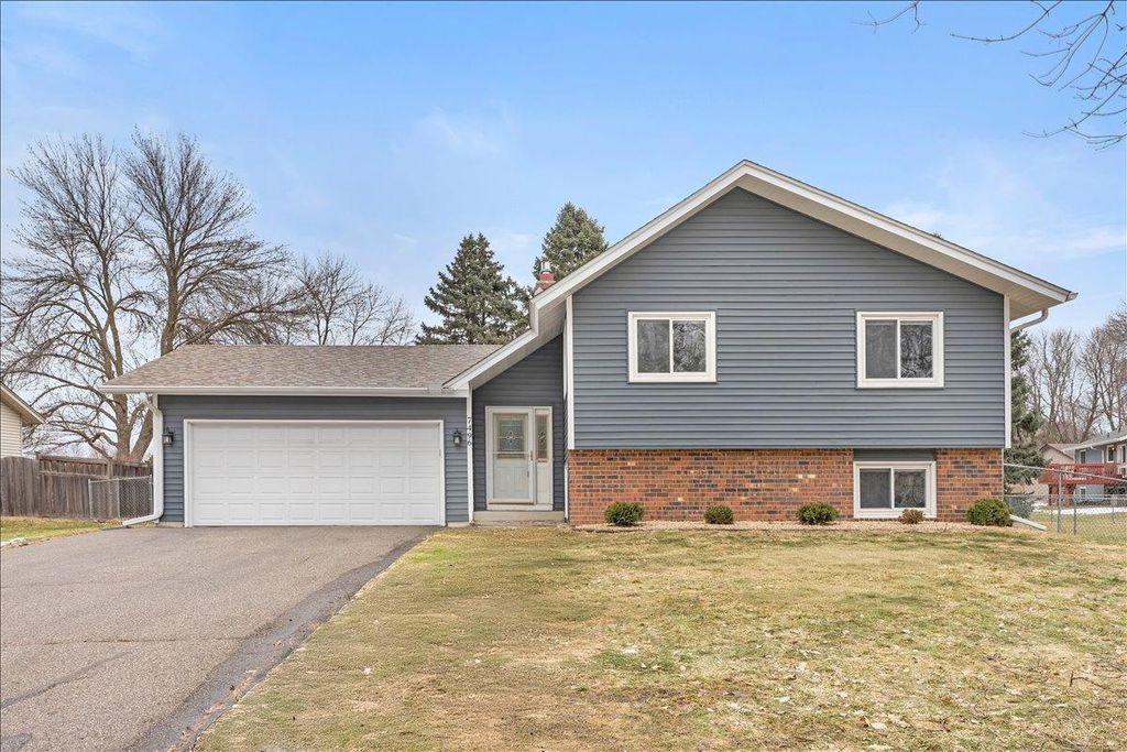Photo of 7496 Berkshire Way, Maple Grove, MN 55311 (MLS # 7015511)