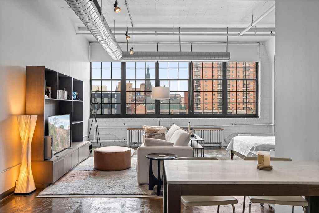 Photo of 500 Robert Street N #408, Saint Paul, MN 55101 (MLS # 7009568)