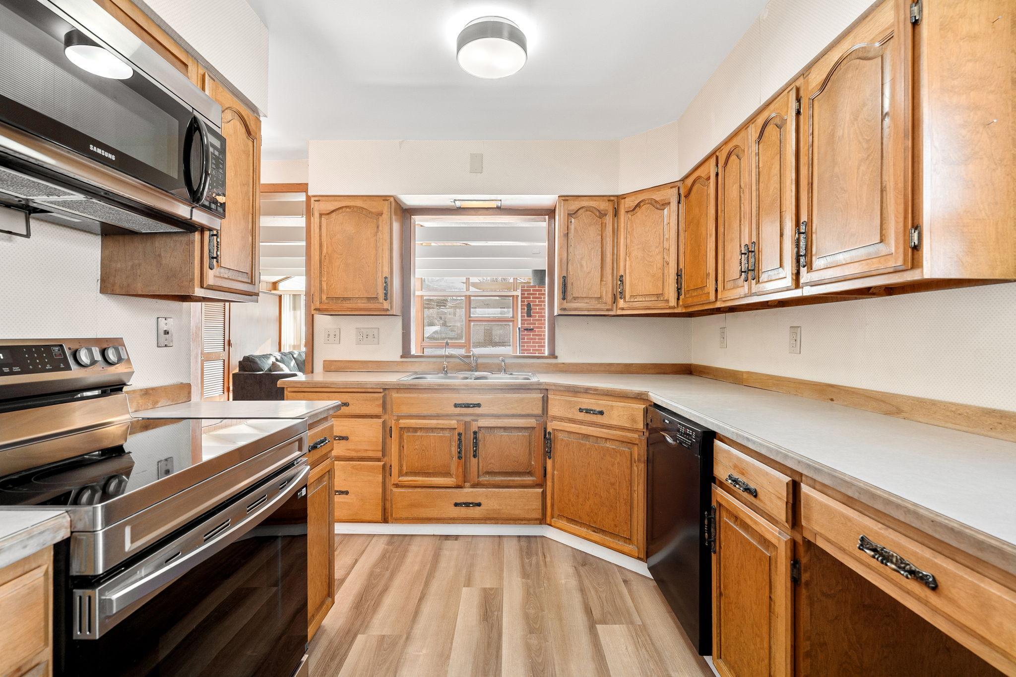 Owatonna, Minnesota 55060, United States, 2 Bedrooms Bedrooms, ,1 BathroomBathrooms,Residential,Active,252059