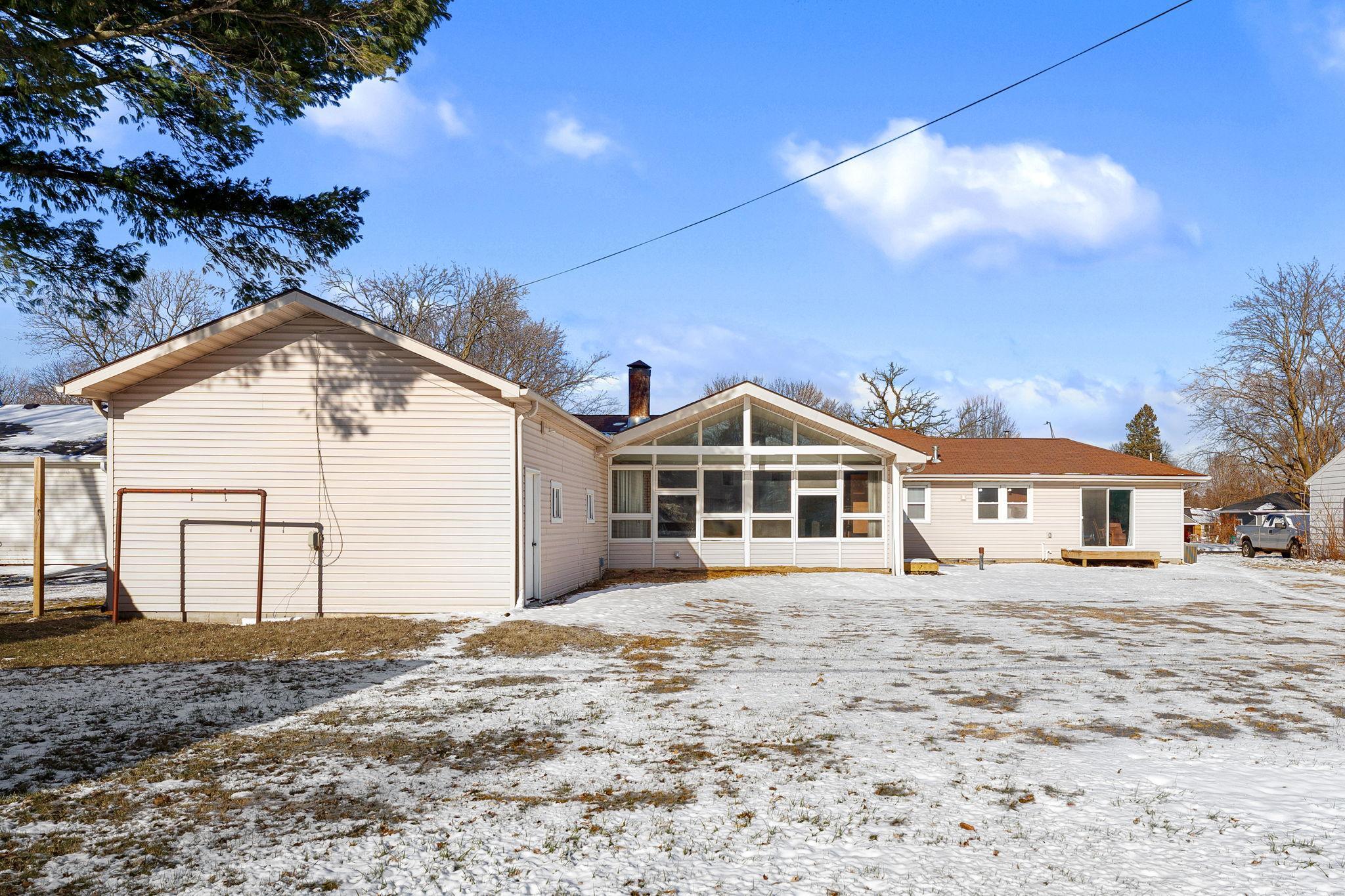 Owatonna, Minnesota 55060, United States, 2 Bedrooms Bedrooms, ,1 BathroomBathrooms,Residential,Active,252059