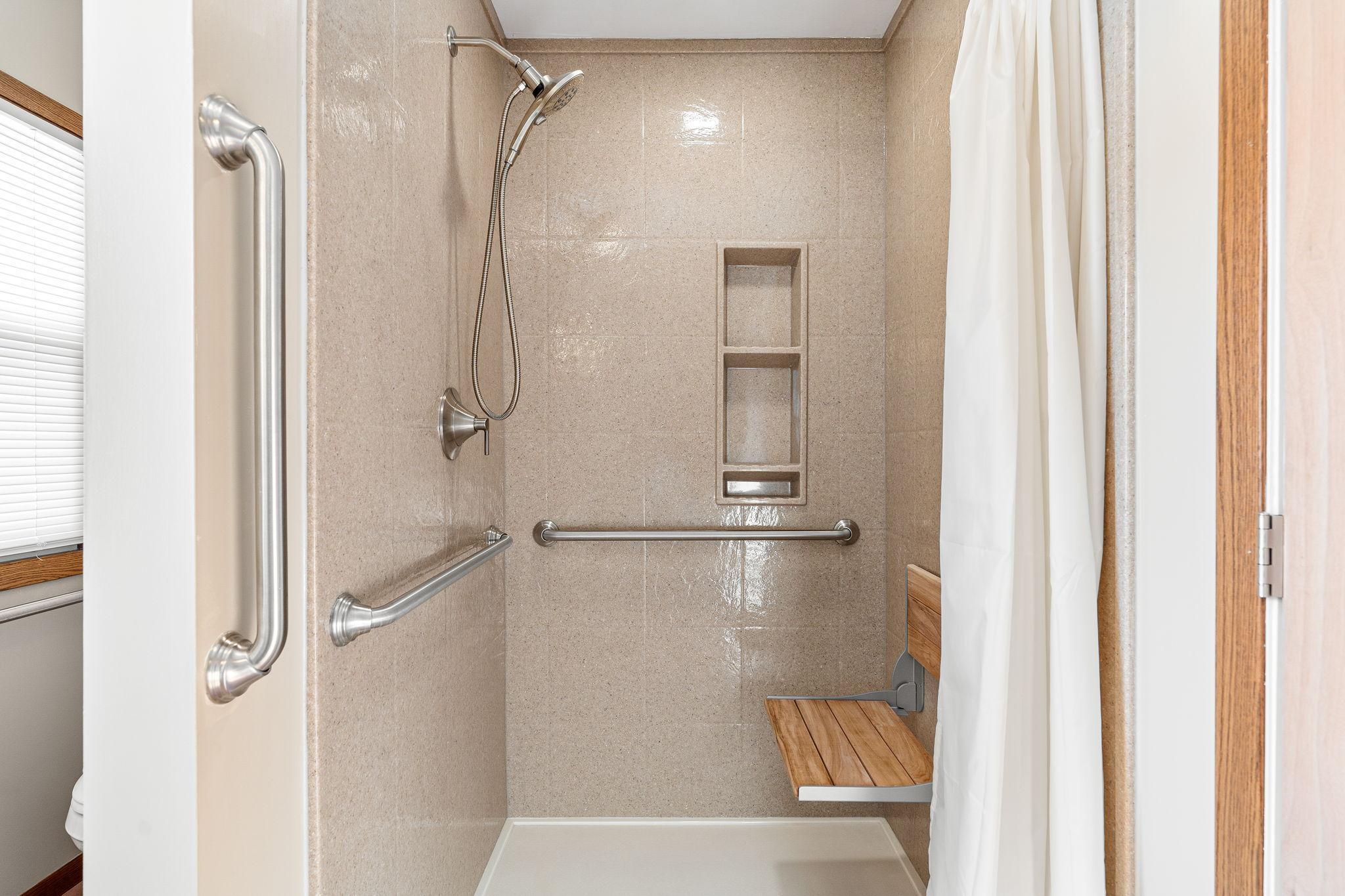 Owatonna, Minnesota 55060, United States, 2 Bedrooms Bedrooms, ,1 BathroomBathrooms,Residential,Active,252059