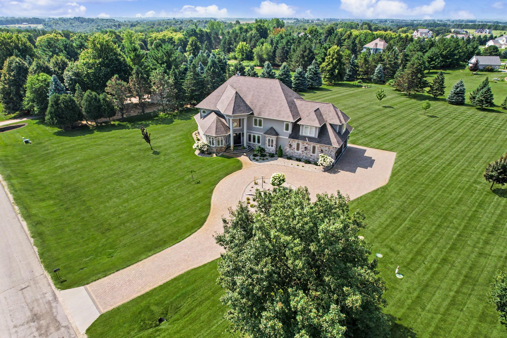 2683 Headland Court SW
