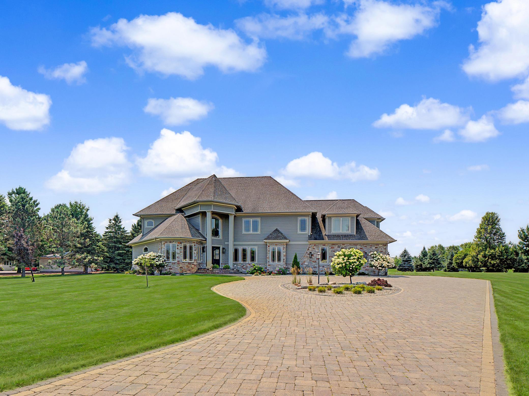 2683 Headland Court SW