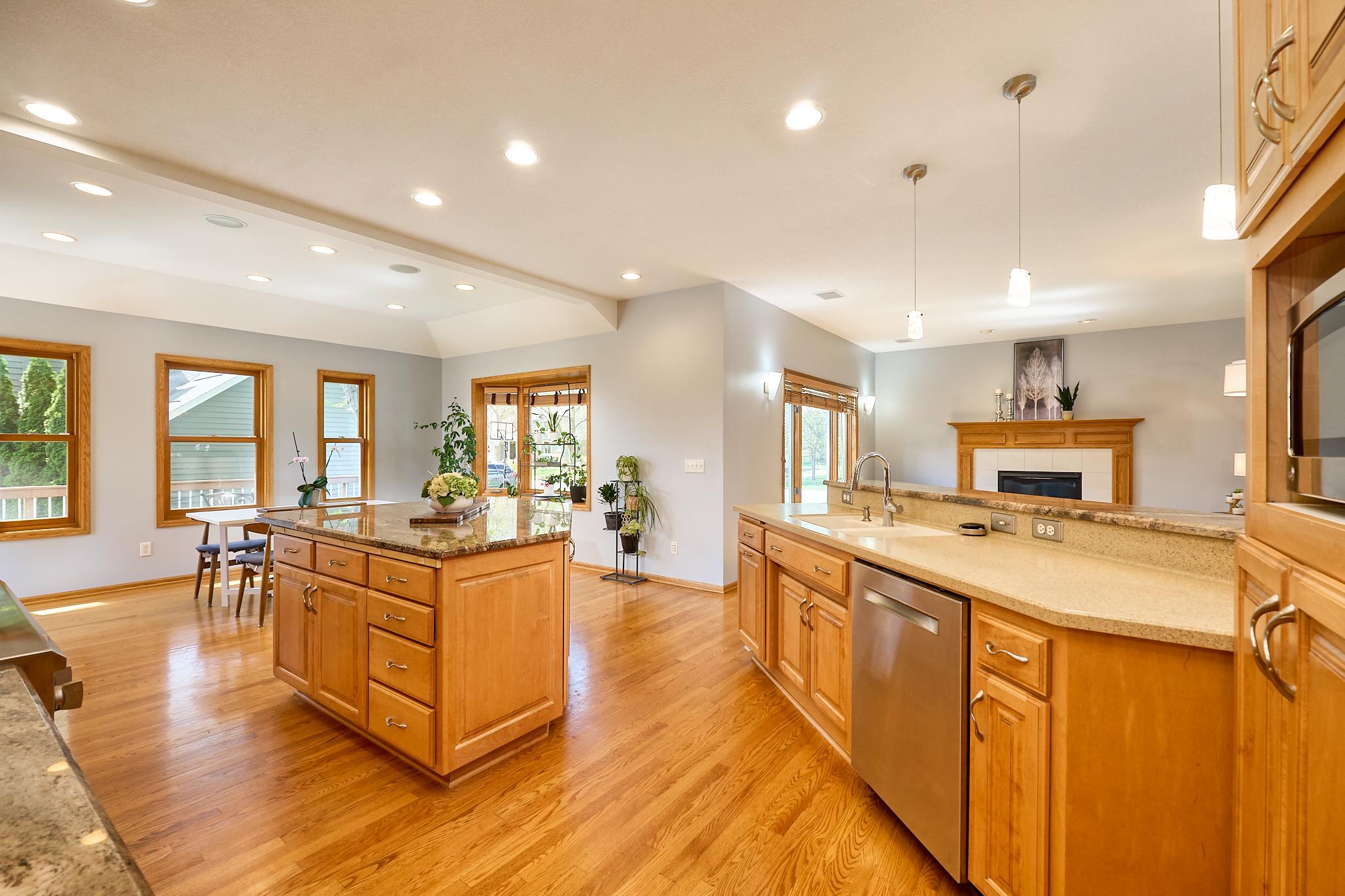 9950 Lee Drive