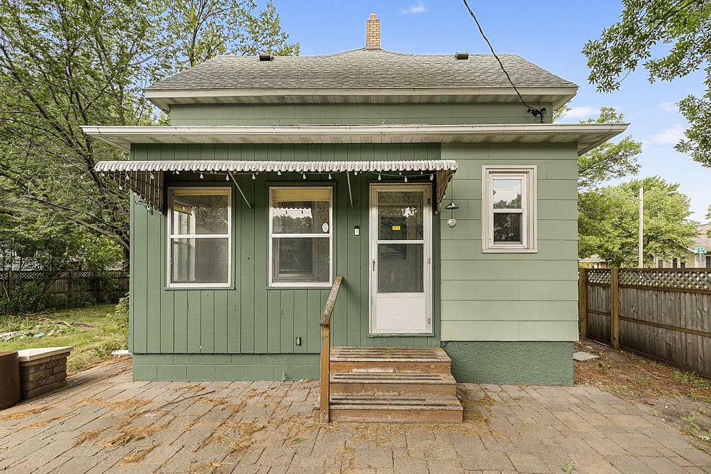 Photo of 800 15th Avenue S, Saint Cloud, MN 56301 (MLS # 7116014)