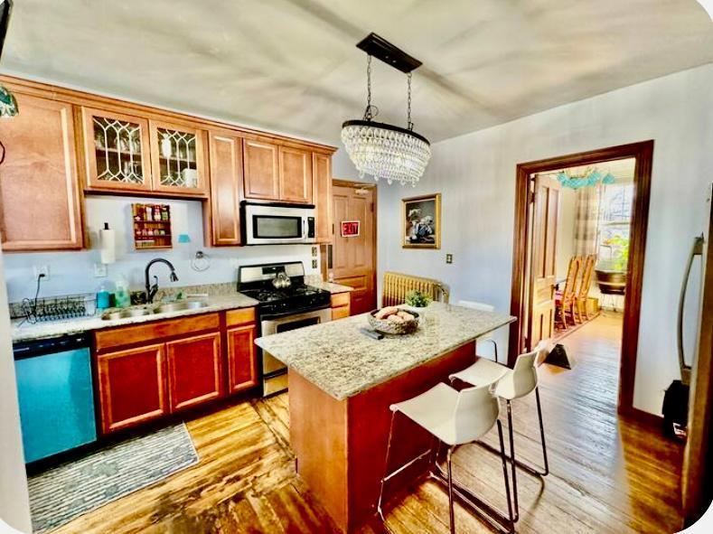 1464 Minnehaha Ave W