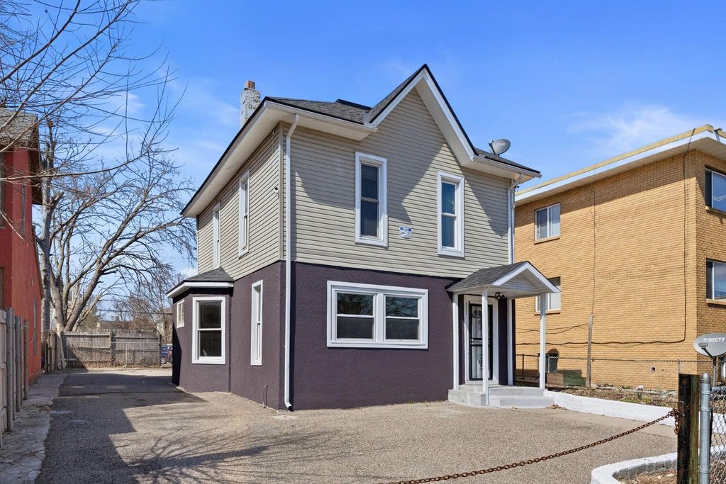Photo of 2804 Pillsbury Avenue S, Minneapolis, MN 55408 (MLS # 7050235)