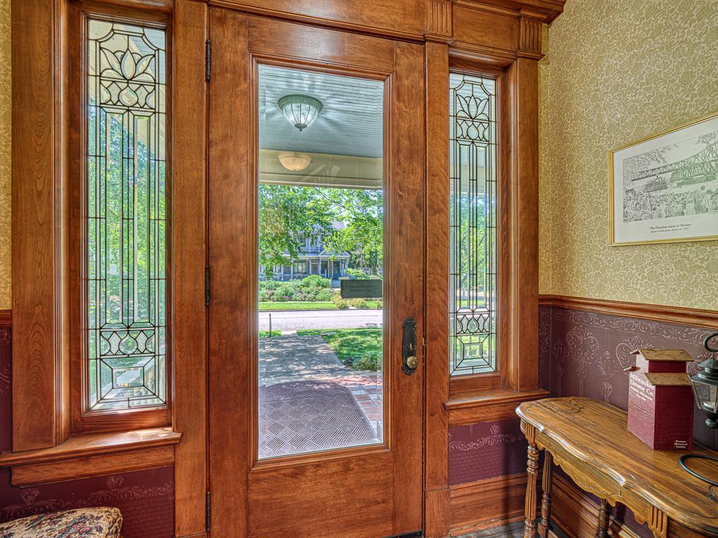 857 Fairmount Avenue