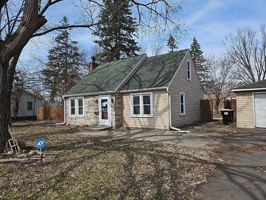 Photo of 729 Brisbin Street, Anoka, MN 55303 (MLS # 7049841)