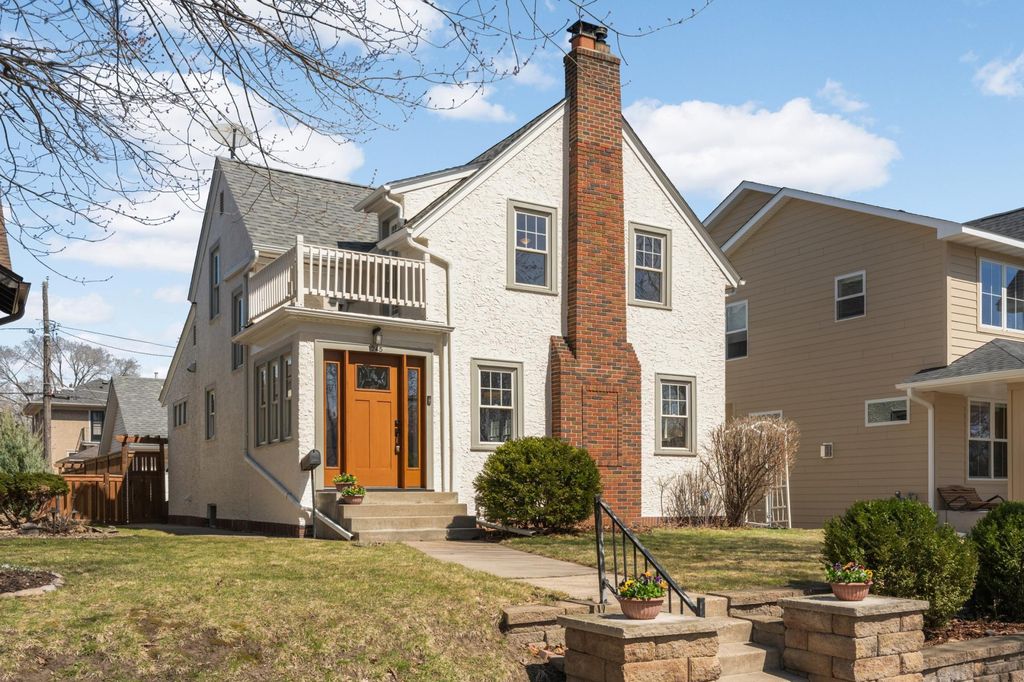 Photo of 1245 Stanford Avenue, Saint Paul, MN 55105 (MLS # 7016714)