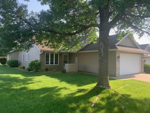 1539 Carleton Drive Hastings MN 55033