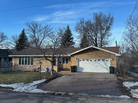 Photo of 842 Fir Avenue, Bird Island, MN 55310 (MLS # 7022553)