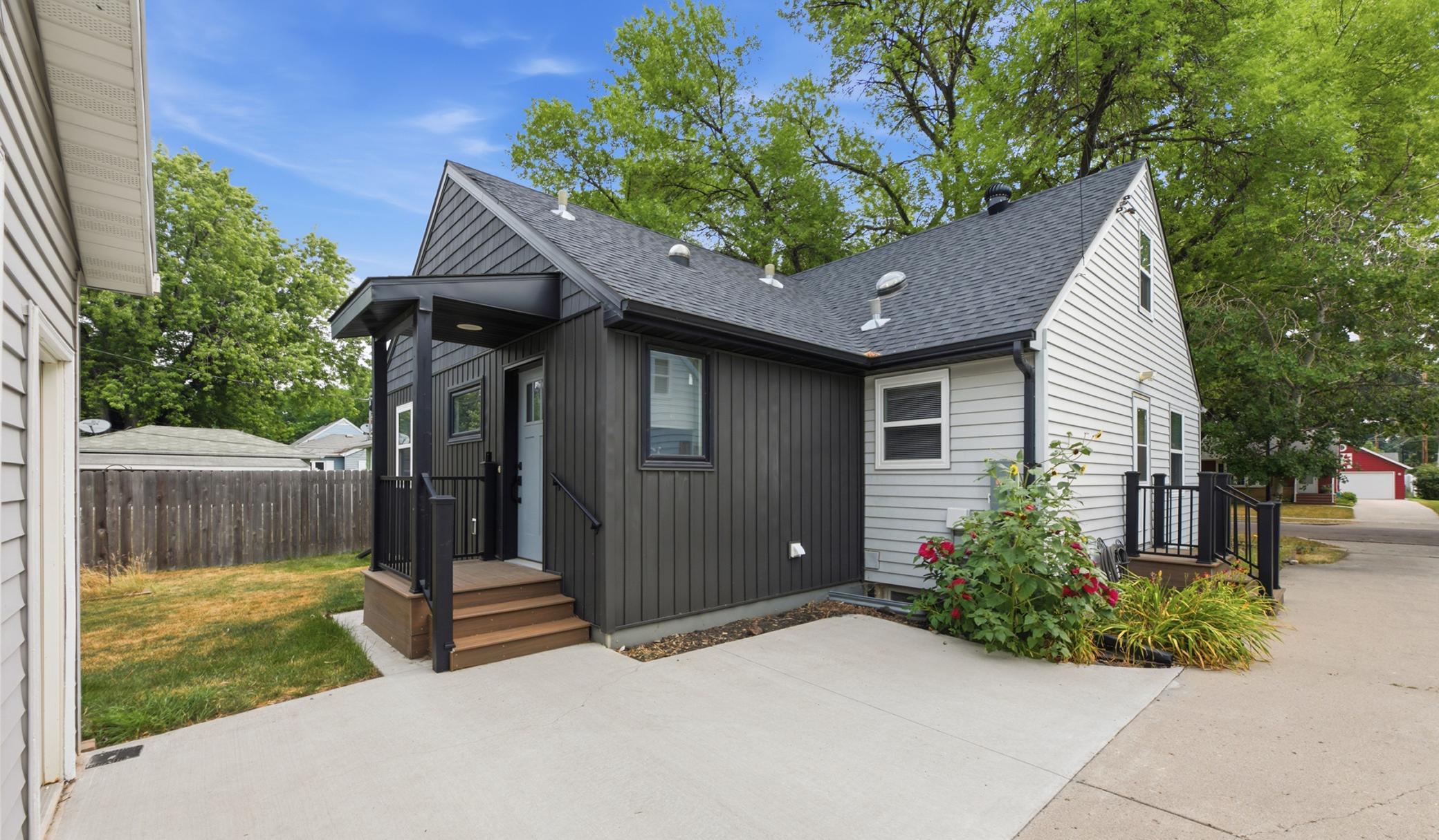 2018 8th Street N