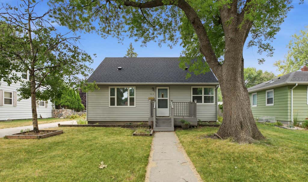 Photo of 2018 8th Street N, Fargo, ND 58102 (MLS # 7118217)