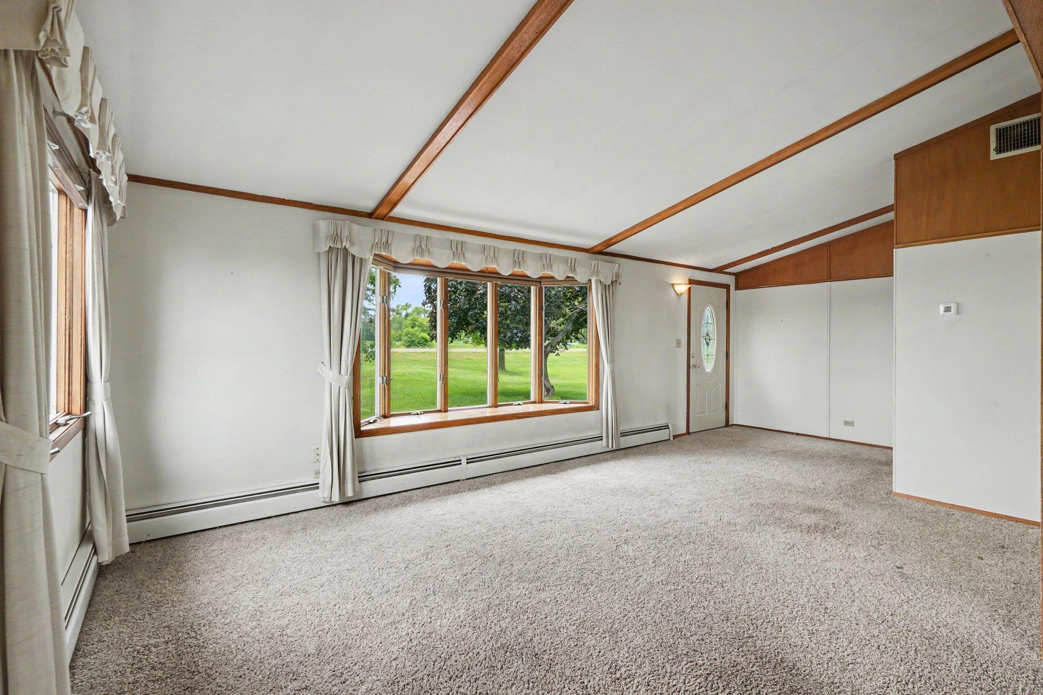 158 County Road E