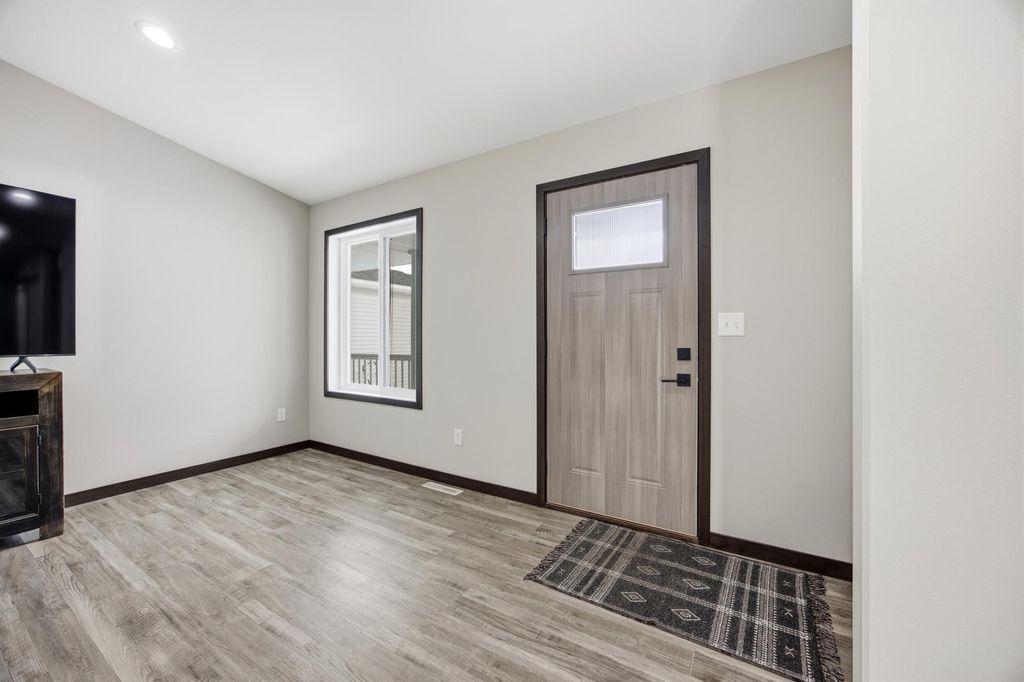 Photo of 1470 Michigan Avenue, Detroit Lakes, MN 56501 (MLS # 7005859)