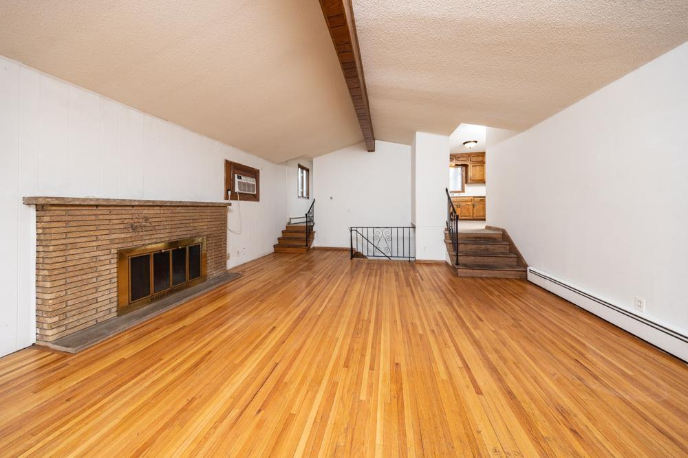 7901 Winsdale Street N