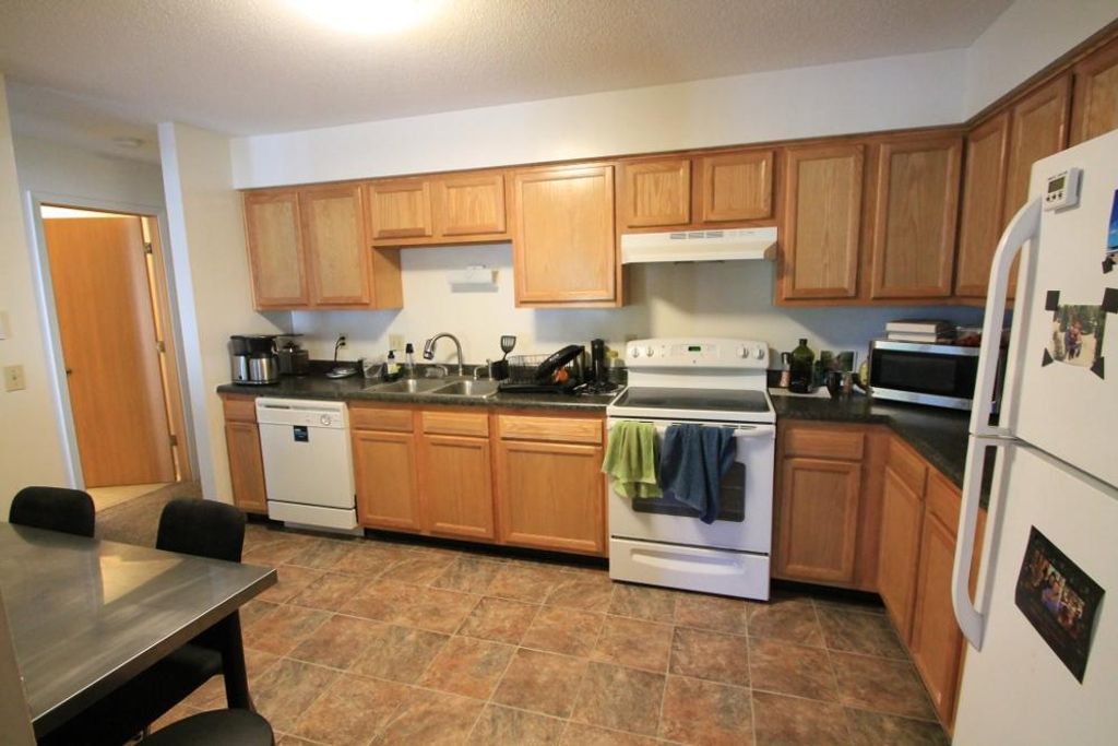 Photo of 949 Wescott Trail #104, Eagan, MN 55123 (MLS # 7058588)